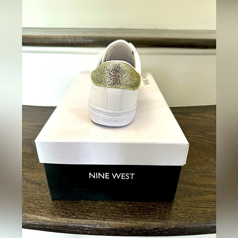#NWT!! Rare NINE WEST Gold Metallic Gatsby Sneakers Sz 9.5!! With Original Box! - Picture 7 of 7